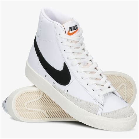 sizeer nike blazer